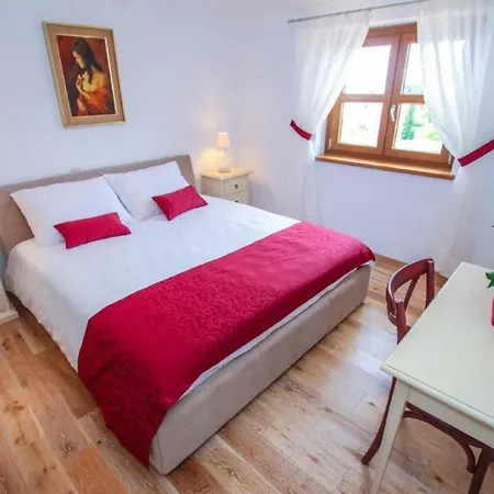 Holiday home Mare Mit Pool, Garten, Klimatisiert, Bis 6 Personen, Bei Lanterna *